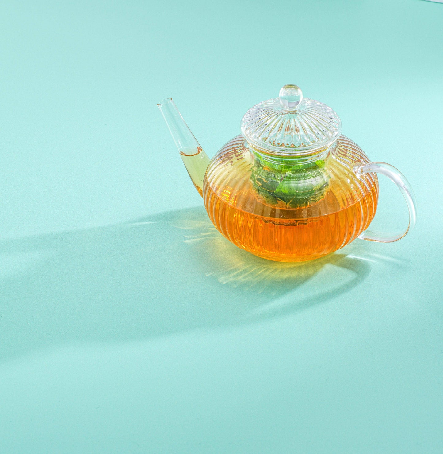 Traditional Fluted Glass Teapot with Tea Infuser